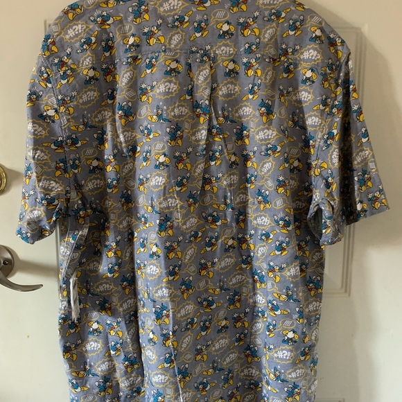 Van’s Disney Men’s Donald Duck bottom down shirt - Picture 2 of 4